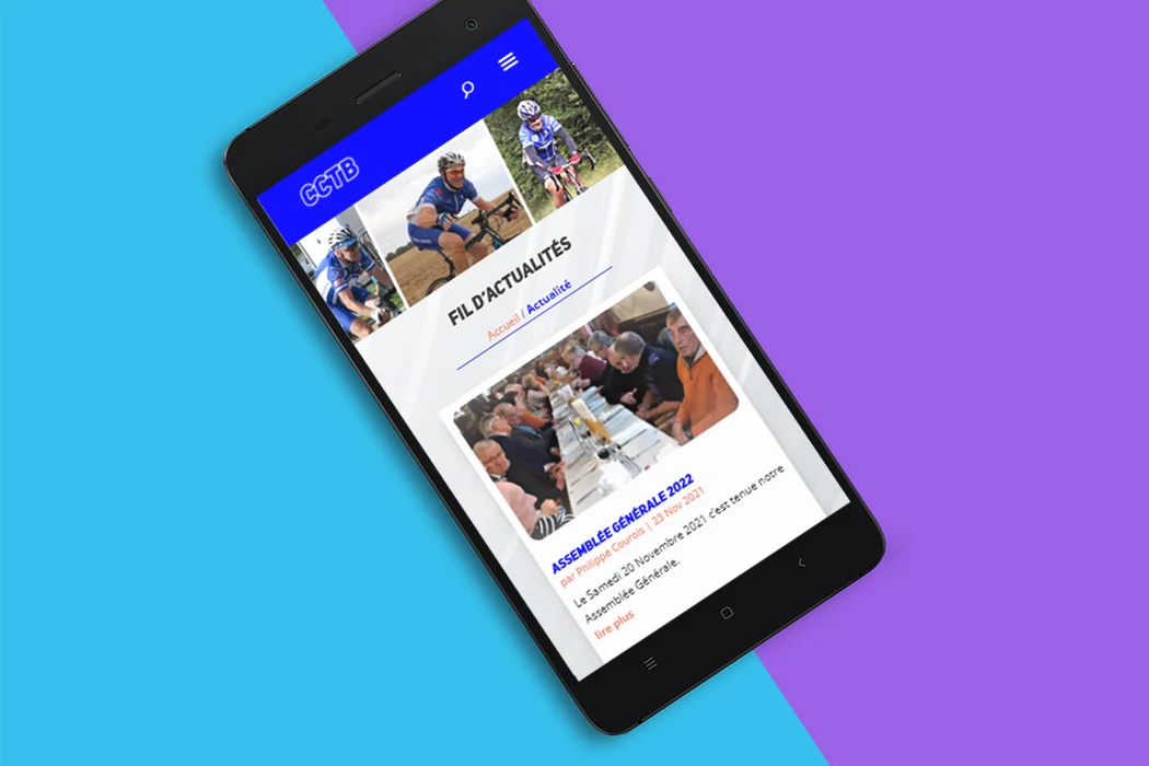 Smartphone affichant le site internet du Club Cylcliste des Toques blanches